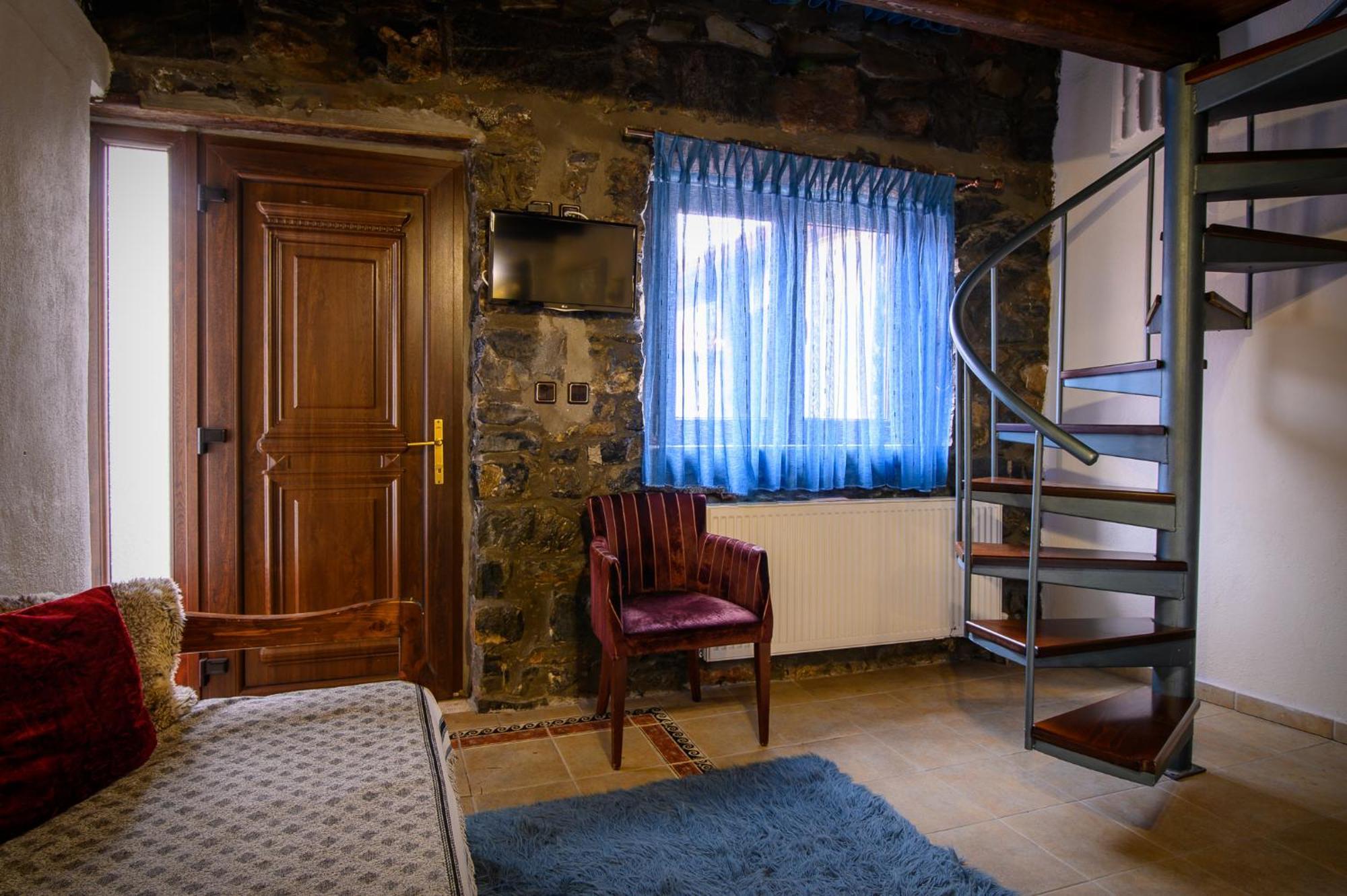 Metohi Inn Agios Athanasios  Exteriör bild