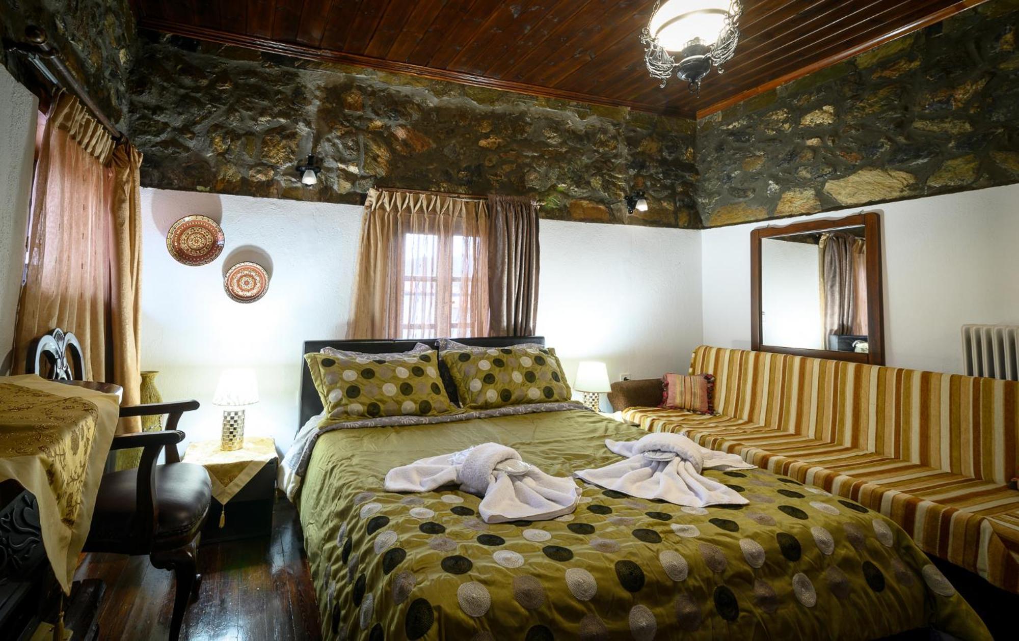Metohi Inn Agios Athanasios  Exteriör bild
