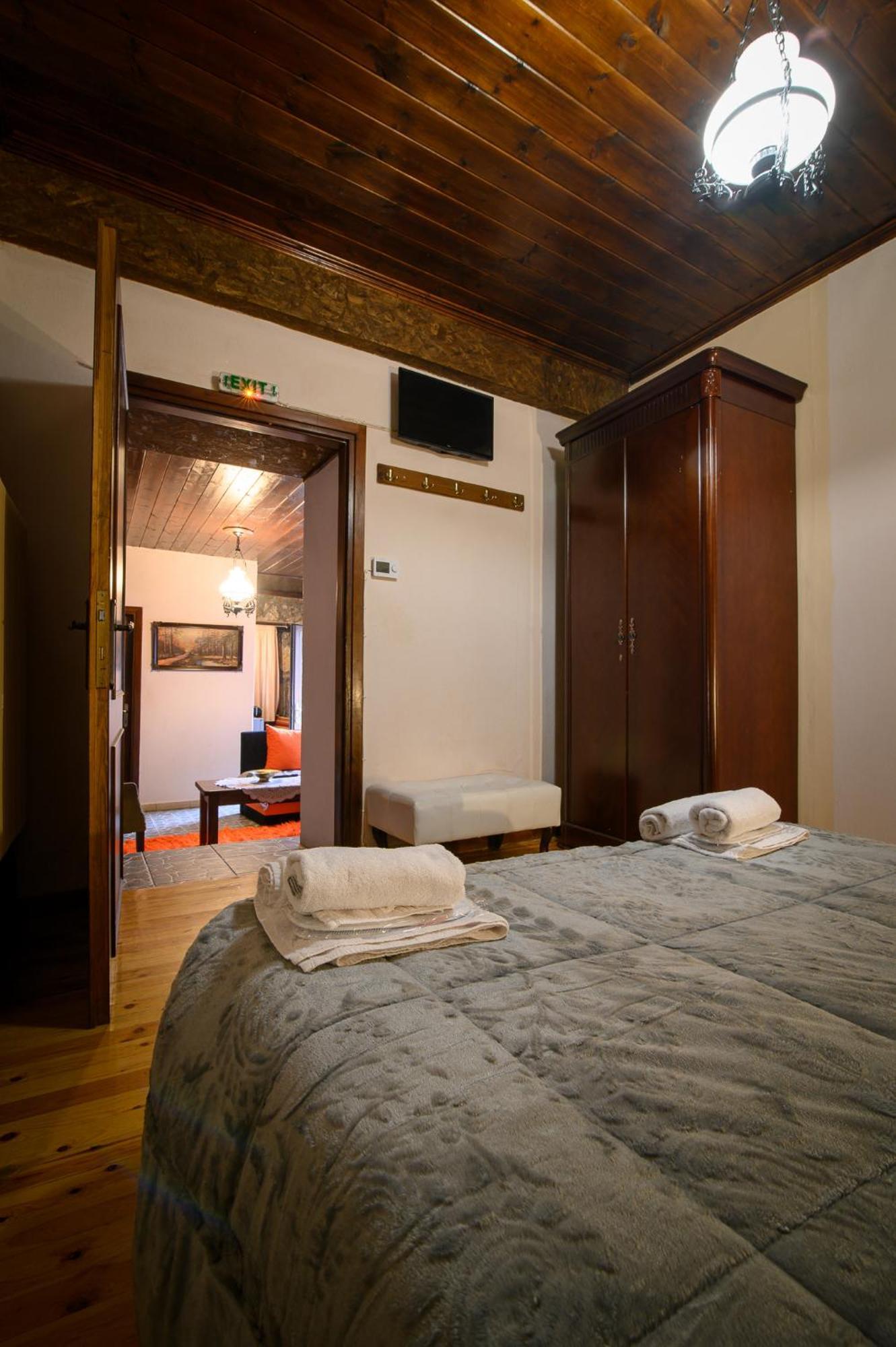 Metohi Inn Agios Athanasios  Exteriör bild